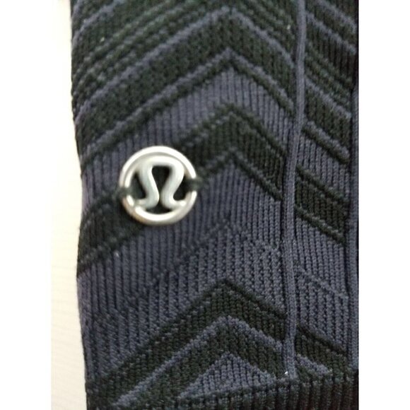 Lululemon Ebb To Street Compression Legging Purple Chevron Size 2 - Picture 4 of 7